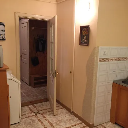 Cinema Hostel *